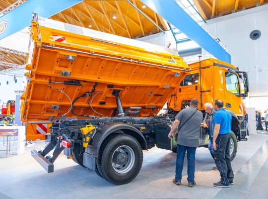 One focus is on trailers, superstructures and systems 