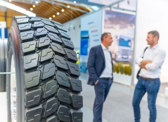 Nutzfahrzeugreifen: Es muss nicht immer neu sein